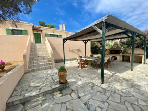 Casa Malena-Cozy 3 bedroom Villa with BBQ&Patio in huge estate!